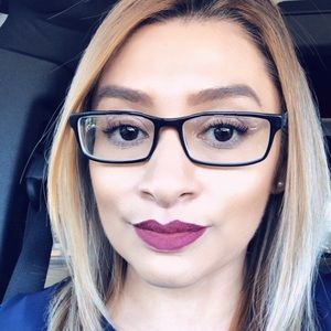 Meet your Posher, Noemi